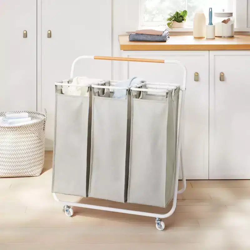 Trieur Triple Roulant - Brightroom™ : Panier à Linge Multicolore avec Roues, Polyester et Cadre en Acier, 3 Sacs de Tri