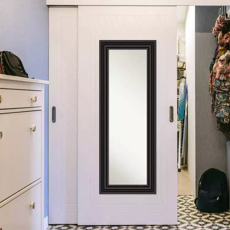 Miroir de porte pleine longueur Amanti Art noir colonial non biseauté de 20 po x 54 po – Quincaillerie de suspension incluse, cadre en polystyrène