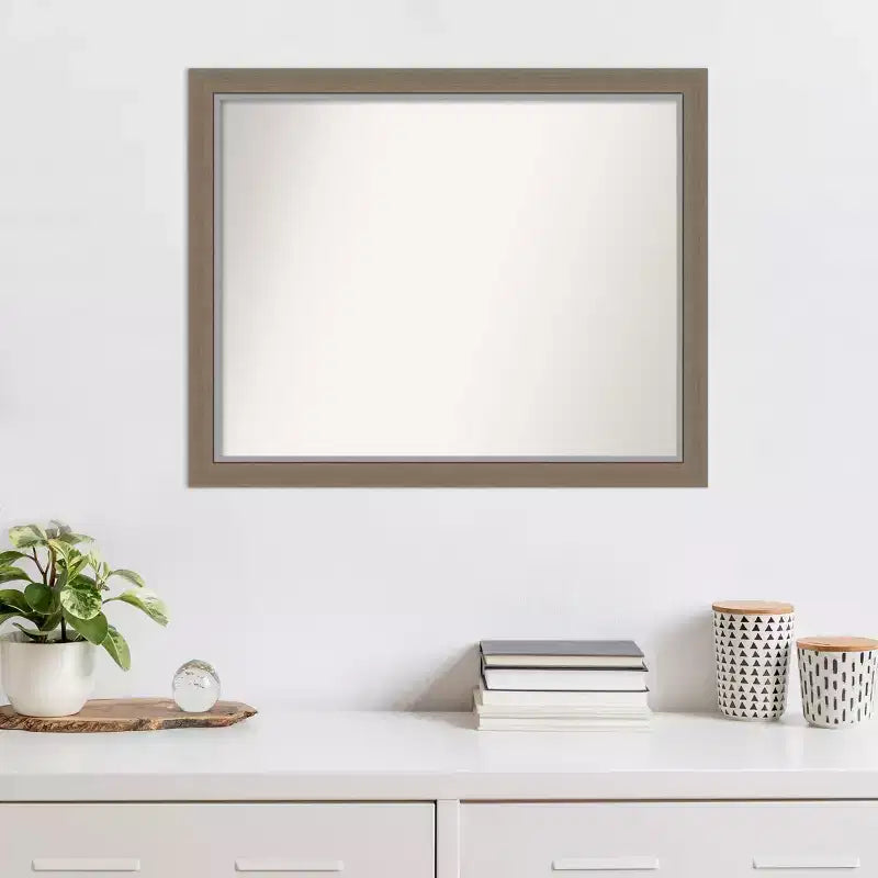 Miroir mural étroit de 31 po x 25 po, sans biseau, en EVA marron - Amanti Art