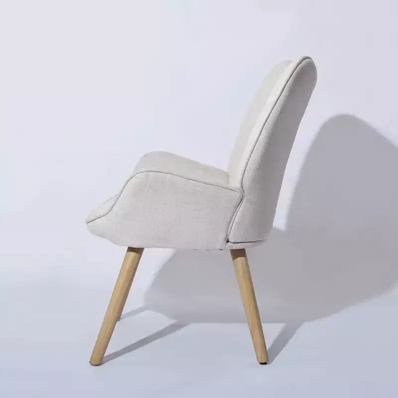 Fauteuil d'appoint à dossier haut et pieds en bois, avec revêtement capitonné, pour salon ou chambre à coucher