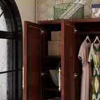 Armoire en merisier de 156 cm avec 3 tiroirs, étagères et tringle de penderie