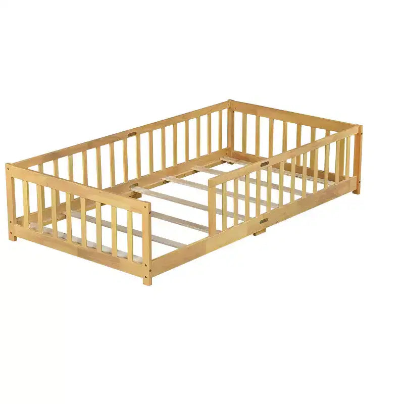 Lit au sol jumeau Bellemave avec clôture, cadre de lit Montessori en bois d'hévéa massif pour enfants, design discret avec lattes, finition naturelle