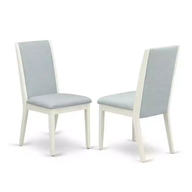 Table de salle à manger HomeStock 5 pièces, dessus en bois massif, fini jacobéen vieilli, avec 4 chaises Parsons