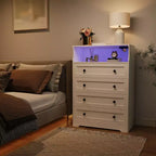 Commode 4 tiroirs pour chambre à coucher, commode en bois de 80 cm de large avec station de recharge, table de chevet étroite, organisateur de rangement pour vêtements