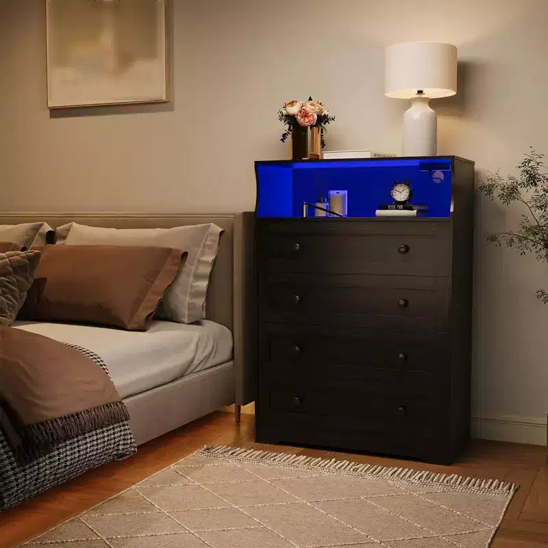 Commode 4 tiroirs pour chambre à coucher, commode en bois de 80 cm de large avec station de recharge, table de chevet étroite, organisateur de rangement pour vêtements