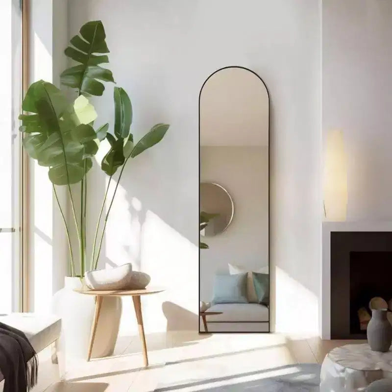 Miroir arqué noir, 150x40 cm pleine longueur. Cadre fin en aluminium à suspendre ou à poser dans la chambre ou le dressing