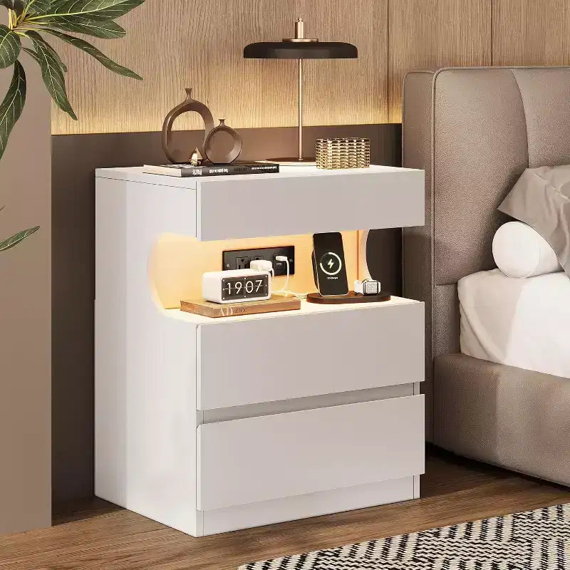 Table de chevet LED intelligente avec contrôle par application | 3 tiroirs et étagère en U | Station de charge USB/CA | Table de chevet moderne blanche pour chambre à coucher
