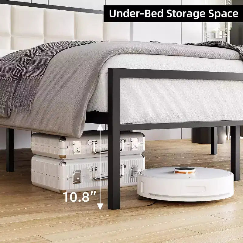Lit King en métal capitonné avec tête de lit surpiquée, lit plateforme en similicuir avec support à lattes en acier, sommier tapissier en option, beige