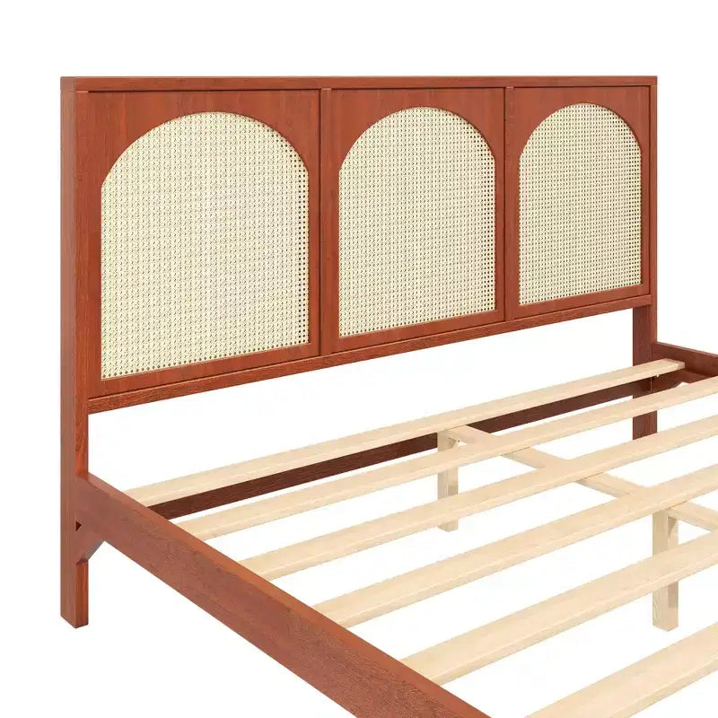 Lit plateforme en bois Queen/King size avec tête et pied de lit en rotin, cadre de lit avec pieds de support - ModernLuxe