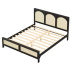 Lit plateforme en bois Queen/King size avec tête et pied de lit en rotin, cadre de lit avec pieds de support - ModernLuxe