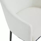 Table de salle à manger Yvanna 7 pièces de Christopher Knight Home de style industriel chic, en pierre frittée forgée à la main, avec chaises de salle à manger rembourrées à accoudoirs.