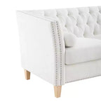 Canapé 3 places matelassé Cloud avec 2 oreillers, garniture cloutée et pieds en bois massif, Beige - ModernLuxe