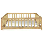 Lit au sol Montessori pleine grandeur Bellemave avec clôture et porte, lit bas en bois pour enfants avec barrières de sécurité, en bois d'hévéa massif, assemblage facile