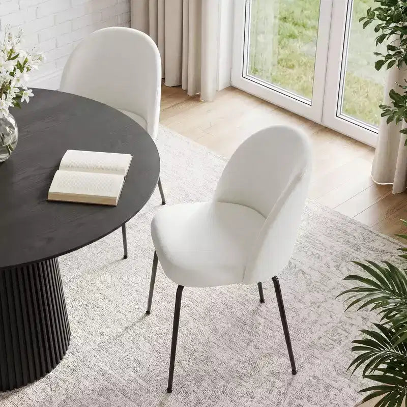 Chaise d'appoint Eileen 30 H rembourrée blanche
