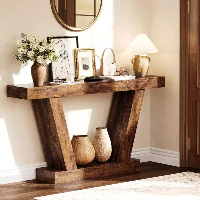 Console de 63 pouces de long. Table d'appoint étroite pour entrée. Derrière le canapé. Salon et entrée.