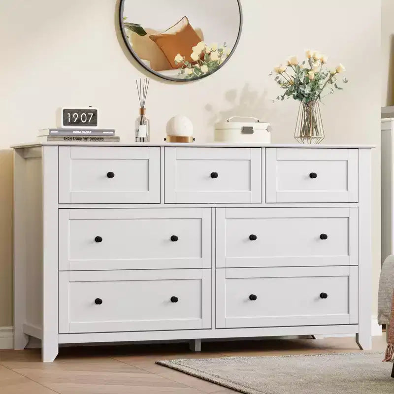 Commode à 7 tiroirs pour chambre à coucher, commode en bois de 54 po de large avec poignées en métal, organisateur de rangement pour vêtements, meuble TV pour entrée, chambre à coucher