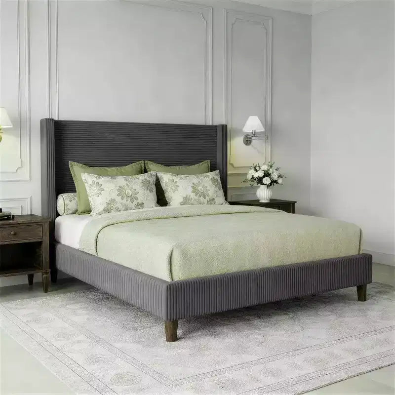 Cadre de lit plateforme Dyonery Queen en velours côtelé avec tête de lit capitonnée à oreilles de 142 cm, pieds en bois massif, sommier tapissier non requis et montage facile
