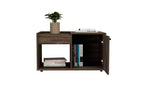 Conçue à la fois pour le style et la fonctionnalité, cette table basse en velours, dotée d'une étagère ouverte et d'une armoire à porte unique, est une table de chevet compacte qui permet de garder.