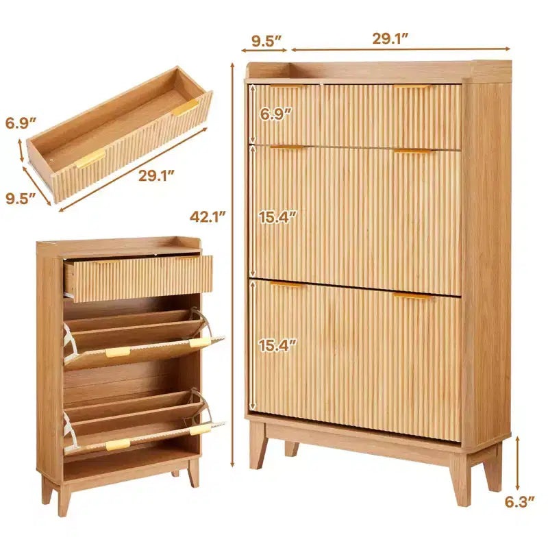 Meuble à chaussures étroit à cannelures avec rangement dissimulé, 2 tiroirs basculants, tiroir supérieur et étagère réglable - Naturel