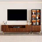 Meuble TV moderne ATJafurn en noyer de style milieu de siècle et vitrine en verre à 3 niveaux avec tiroirs, ensemble de meuble de divertissement en bois marron pour salon