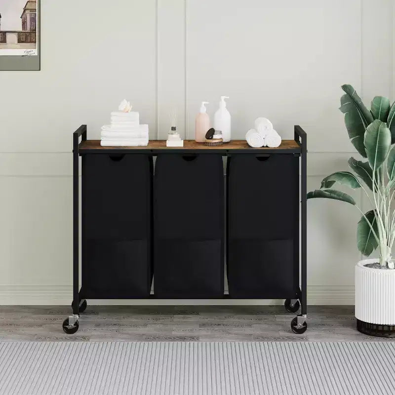 Trieur à linge avec roulettes et sacs amovibles, Chariot de rangement roulant à 3 bacs avec étagère pour chambre, salle de bain, dortoir, Panier à linge 33 peu encombrant