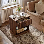 Table de chevet cannelée avec tiroir, Table de chevet de style moderne du milieu du siècle, Table d'appoint en bois pour chambre à coucher, Table d'appoint de salon pour petits espaces, Marron