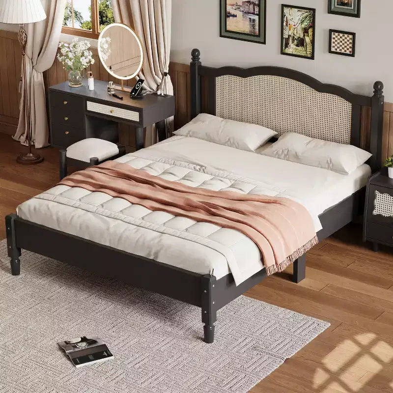 FAMYYT Lit plateforme queen size en bois avec tête de lit en rotin naturel et support à lattes en bois, assemblage facile