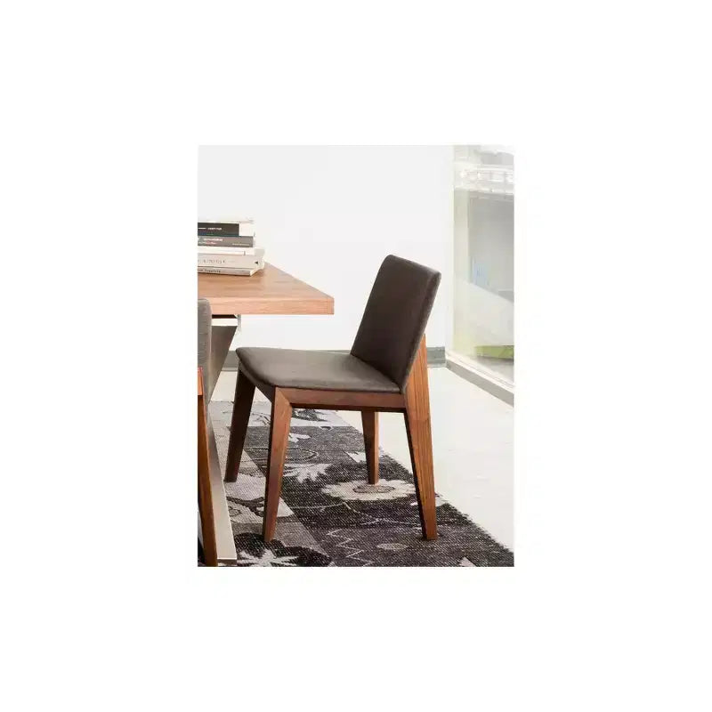 Lot de 2 chaises de salle à manger Aldo grises - Alder Bay : Noyer massif, revêtement en polyester, aucun assemblage requis
