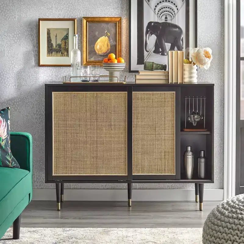 angelo:HOME Buffet Allen Mid-Century Modern Noir/Naturel : Portes Coulissantes en Rotin, Pieds Coniques