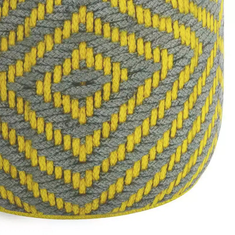 Pouf rond tressé en PET polyester gris/jaune, ottoman/repose-pieds pour l'extérieur et l'intérieur, résistant aux UV et à l'eau