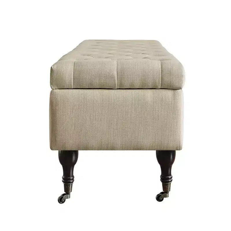 Banc capitonné Collette avec rangement crème au beurre – Adore Decor : Milieu de siècle moderne, Revêtement en polyester, Cadre en bois