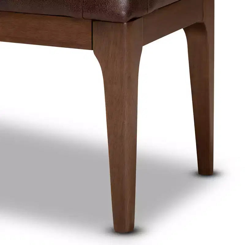 Walsh Ottoman en similicuir et bois marron foncé/noyer – Baxton Studio : Banc rectangulaire élégant, revêtement en polyester