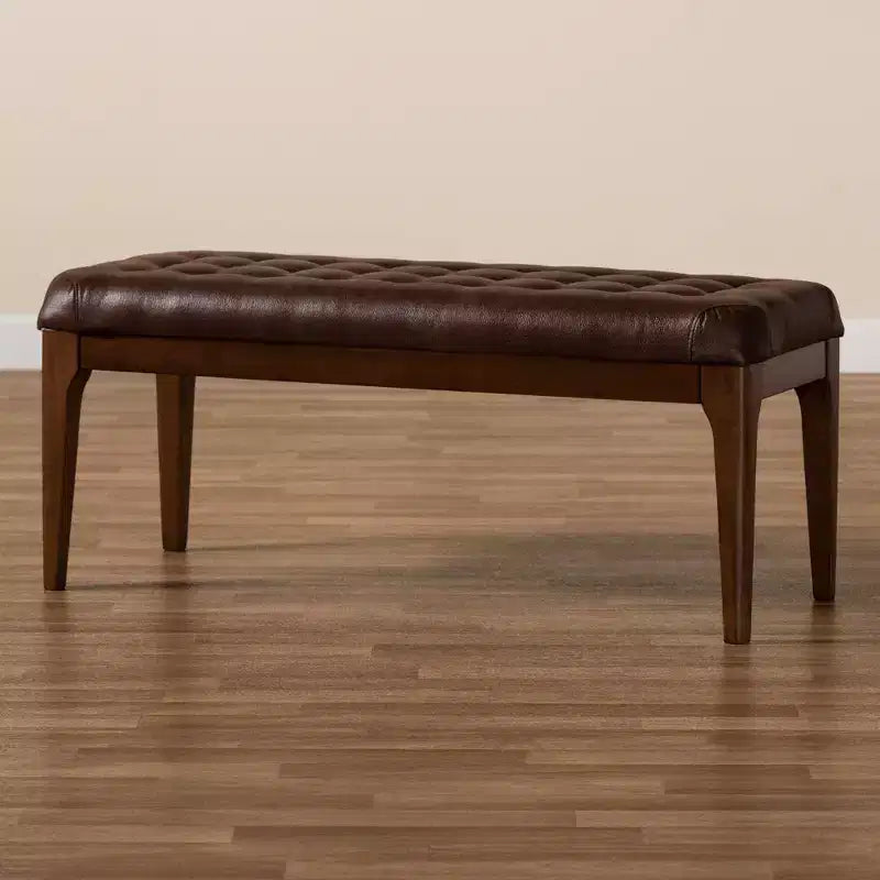 Walsh Ottoman en similicuir et bois marron foncé/noyer – Baxton Studio : Banc rectangulaire élégant, revêtement en polyester