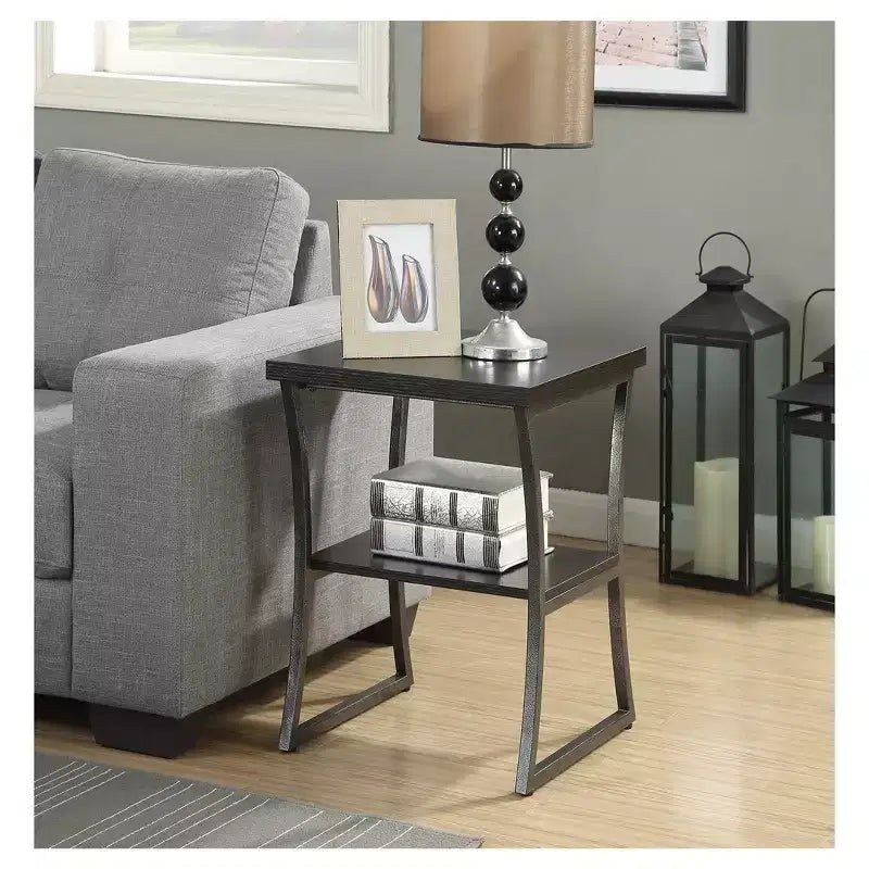 Table d'appoint X Calibur Espresso/Gris ardoise - Breighton Home : Cadre durable, Étagère inférieure, Design moderne