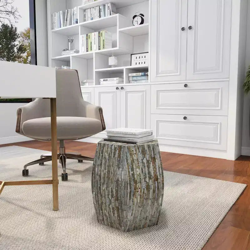 Table d'appoint hexagonale en bois et coquillage - Olivia & May : Style bohème Capiz, aucun assemblage requis