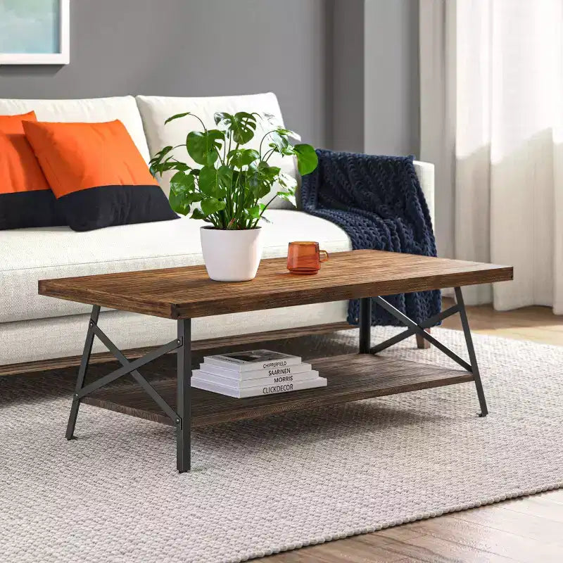 Table basse Ezra en bois massif et métal : Cadre noir robuste, design à 2 niveaux - ClickDecor
