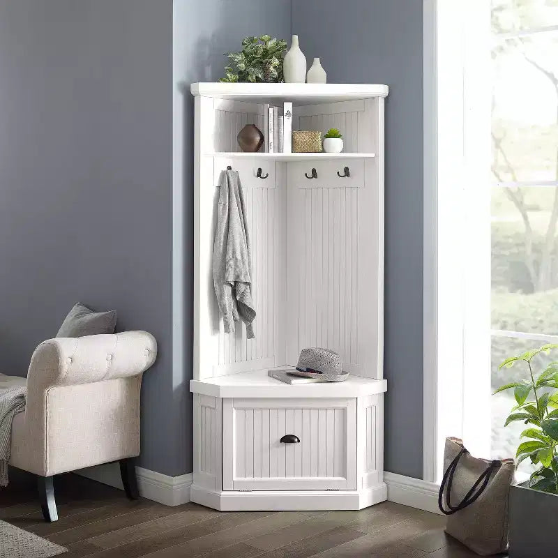 Portemanteau d'entrée Seaside Corner en blanc vieilli - Crosley : Organisateur d'entrée avec rangement à chaussures, 4 crochets