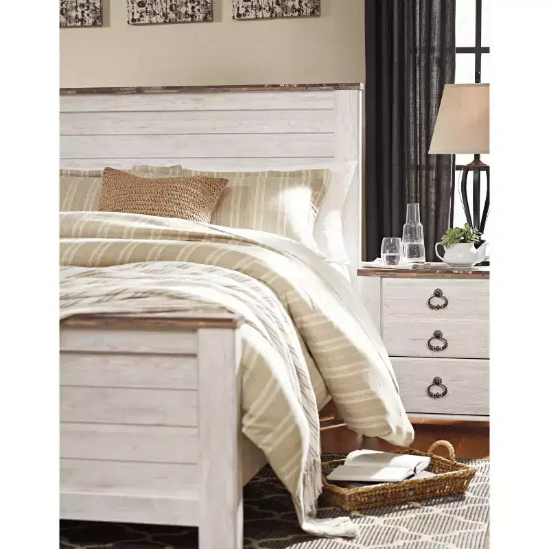 Tête de lit Queen Willowton Whitewash – Signature Design by Ashley : Stratifié imitation bois, Fixation sur cadre de lit