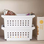 Sterilite Petit Panier Empilable Blanc avec Accents Titane (Paquet de 12) 16608006