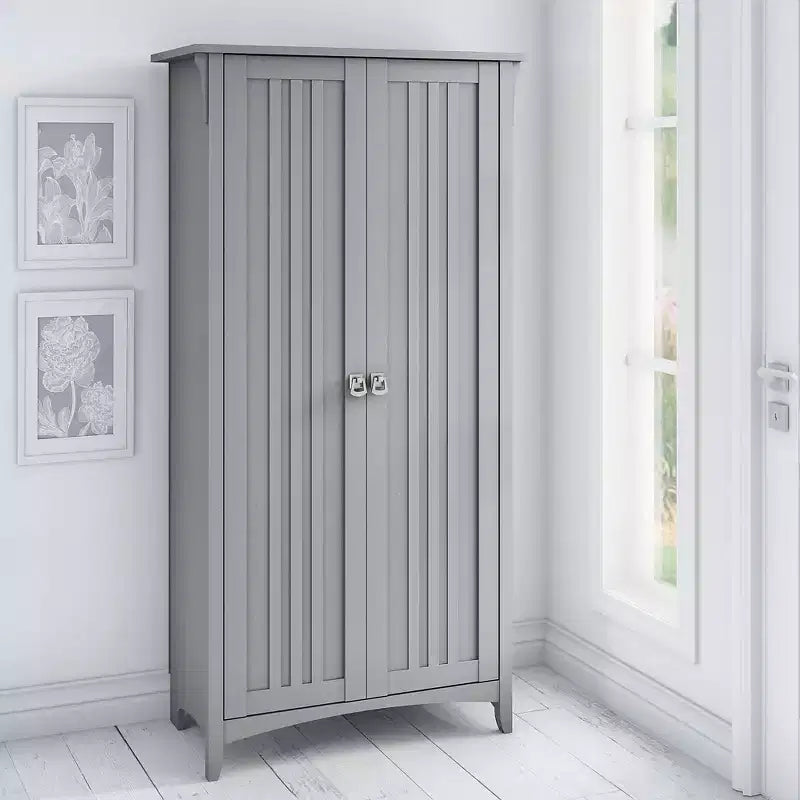Armoire de rangement haute Salinas avec portes - Bush Furniture