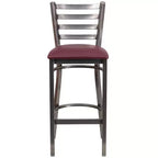 Tabouret de bar Emma et Oliver à dossier échelle en métal, avec finition transparente, pour restaurant