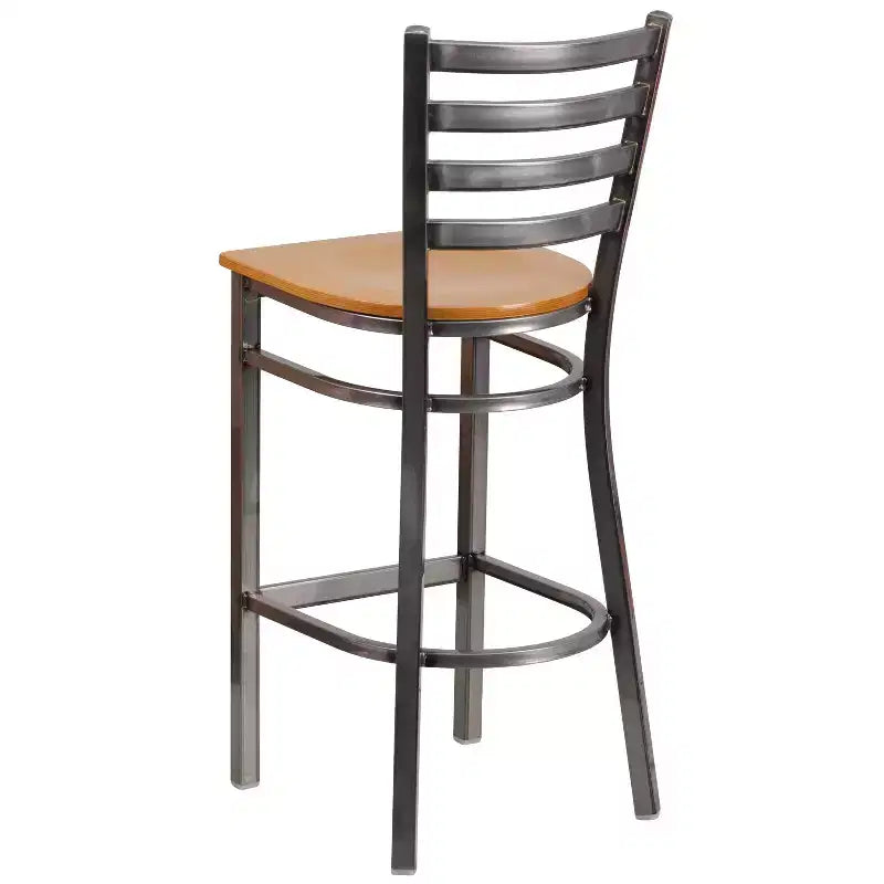 Tabouret de bar Emma et Oliver à dossier échelle en métal, avec finition transparente, pour restaurant