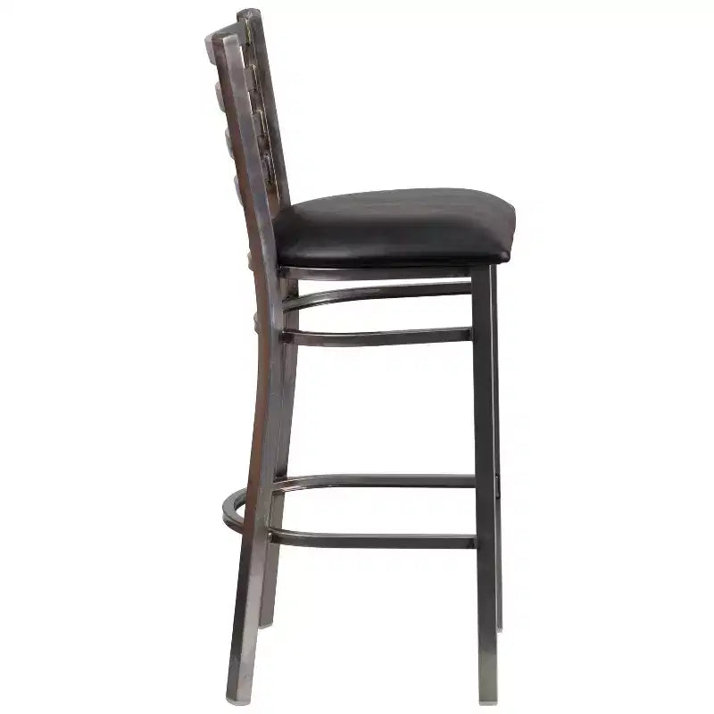 Tabouret de bar Emma et Oliver à dossier échelle en métal, avec finition transparente, pour restaurant