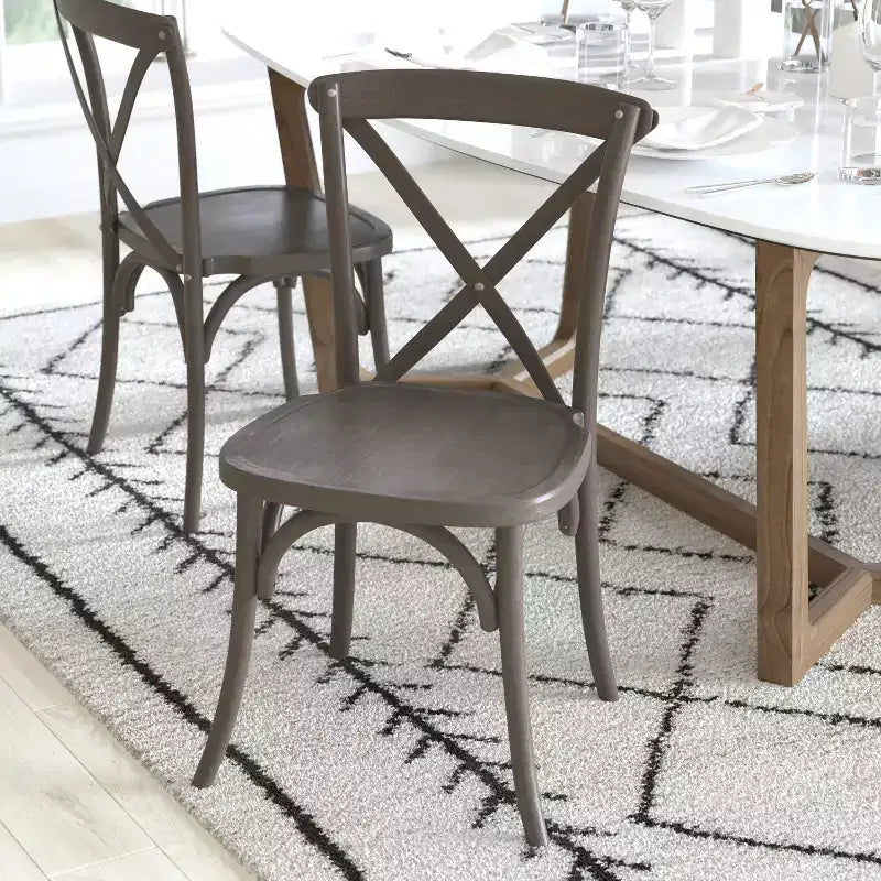 Chaise à dossier croisé Emma et Oliver (lot de 2)