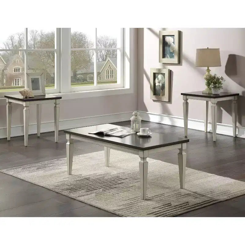 Table basse Yordley et 2 tables d'appoint – HOMES: Inside + Out