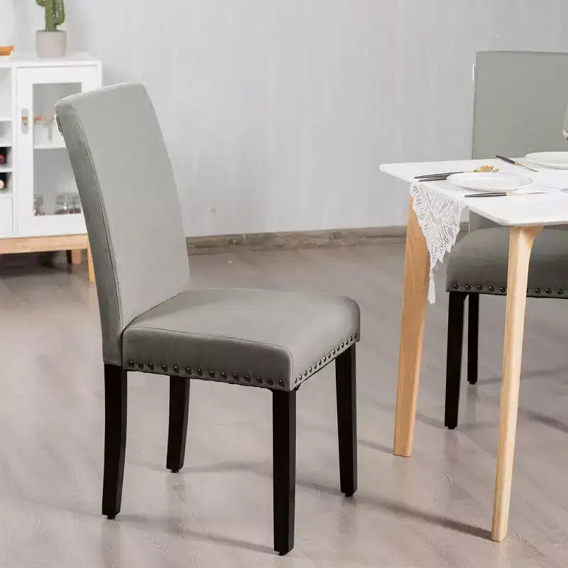 Lot de 2 chaises de salle à manger en tissu Costway rembourrées avec clous décoratifs