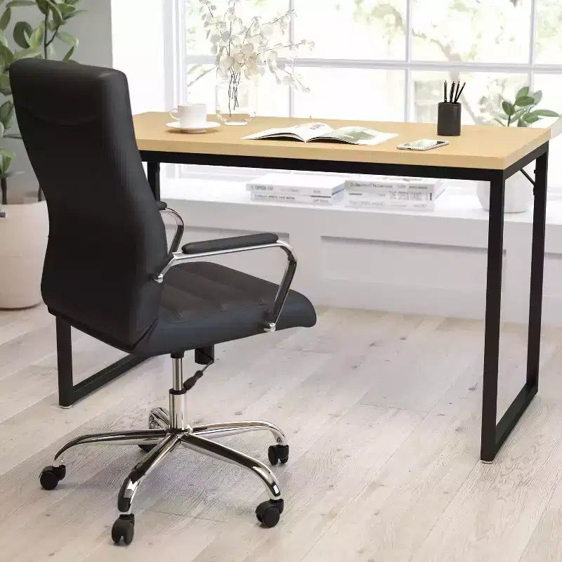 Bureau d'ordinateur Merrick Lane de 47 pouces avec cadre métallique ouvert
