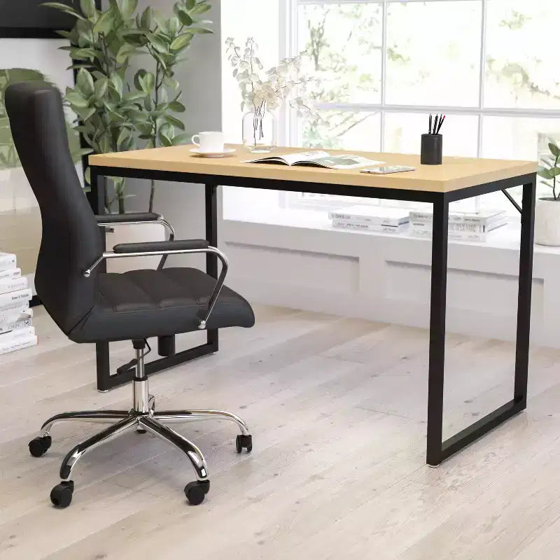 Bureau d'ordinateur Merrick Lane de 47 pouces avec cadre métallique ouvert