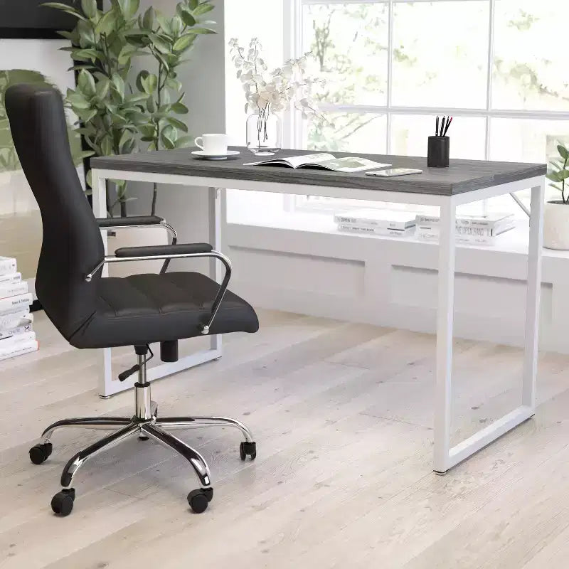 Bureau d'ordinateur Merrick Lane de 47 pouces avec cadre métallique ouvert