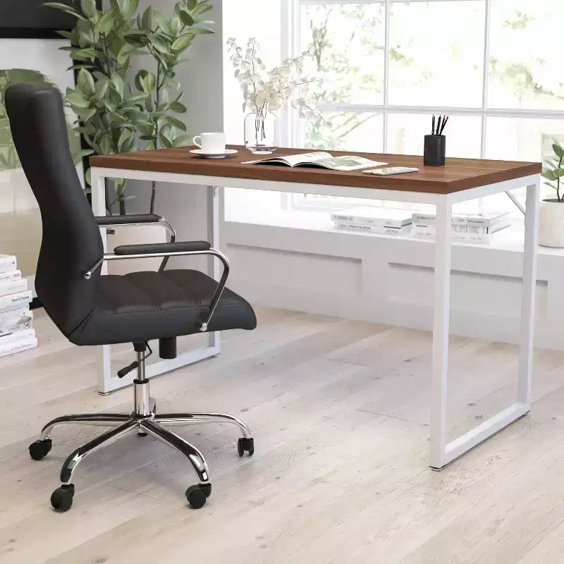 Bureau d'ordinateur Merrick Lane de 47 pouces avec cadre métallique ouvert